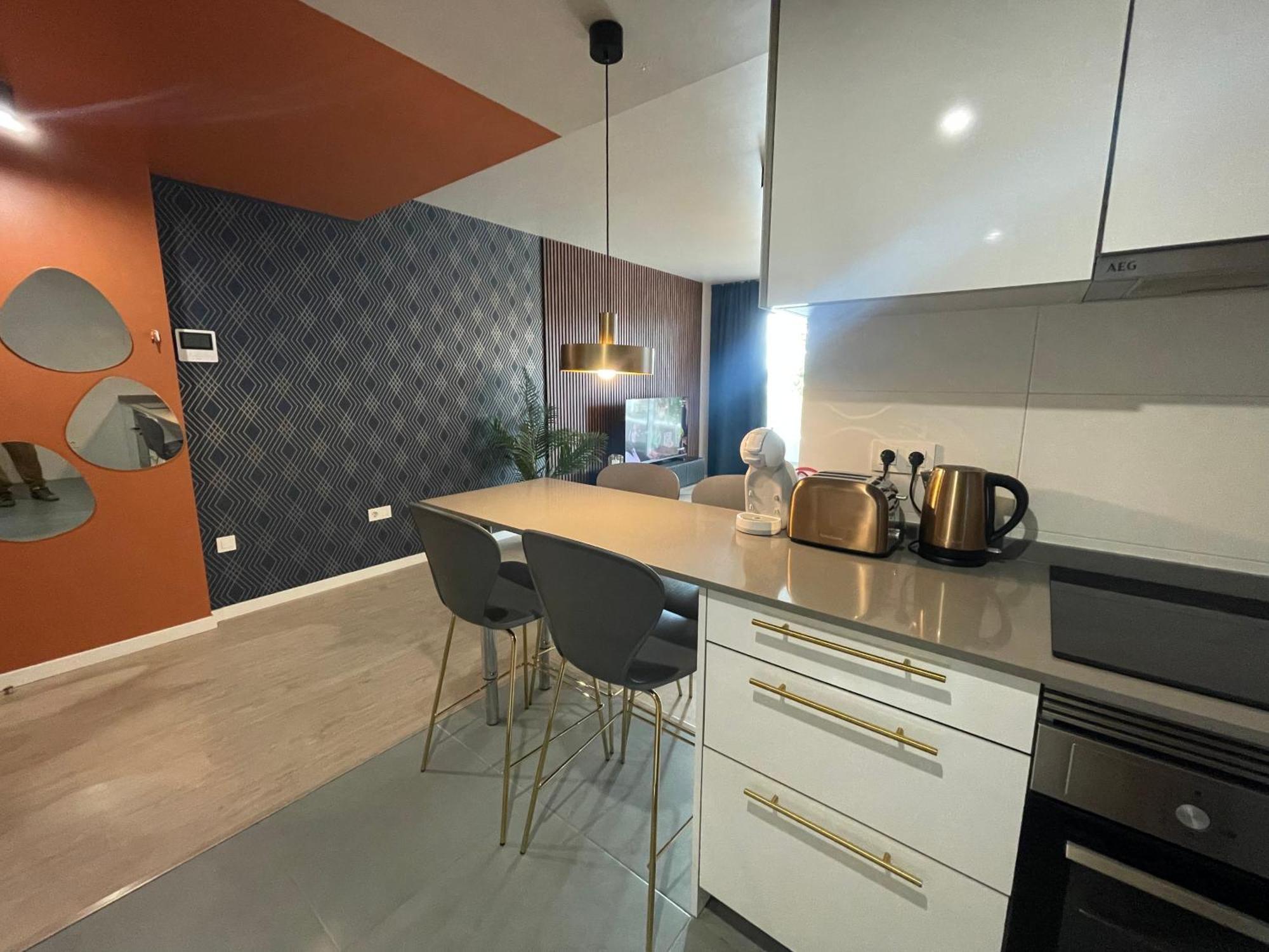 Brand New Apartment With Gym&Rooftop Pool. Μαρμπέλλα Εξωτερικό φωτογραφία
